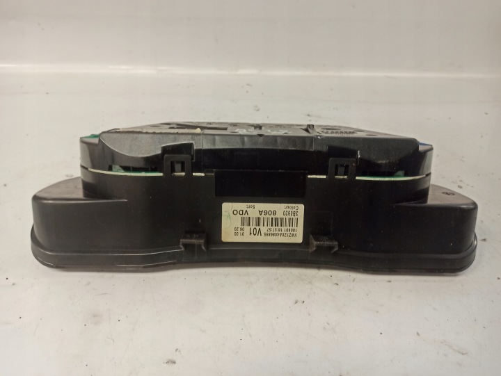 VOLKSWAGEN PASSAT B5 RESTYLAGE 1.9 TDI COMPTEUR TABLEAU DE BORD 3B0920806A