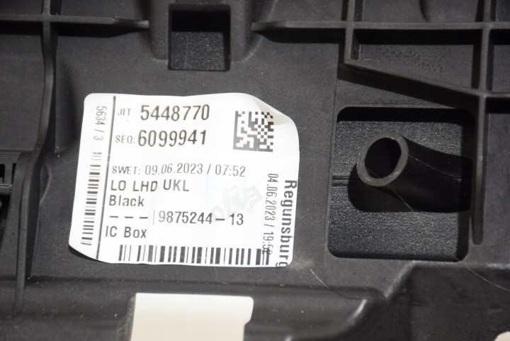 BMW X1 U11 2 PIÈCES U10 2 U06 INFÉRIEURE PIÈCE TABLEAU DE BORD BOÎTE À GANTS COCKPIT NOIRE