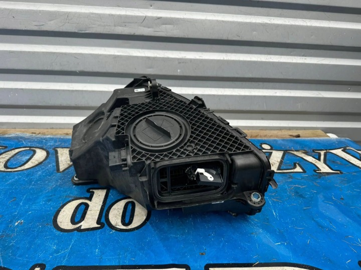 MERCEDES GLC 253 LIFT PHARE AVANT DROITE PERFORMANCE 2539067001