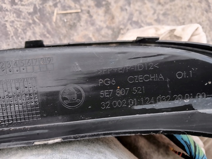 SKODA OCTAVIA IV DIFFUSEUR SPOILER PARE-CHOCS ARRIÈRE ARRIÈRE ARRIÈRE 5E7807521