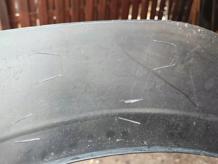 MOULURE REVÊTEMENT GARDE-BOUE GAUCHE AVANT AVANT KIA EV3 25R 87713EV000