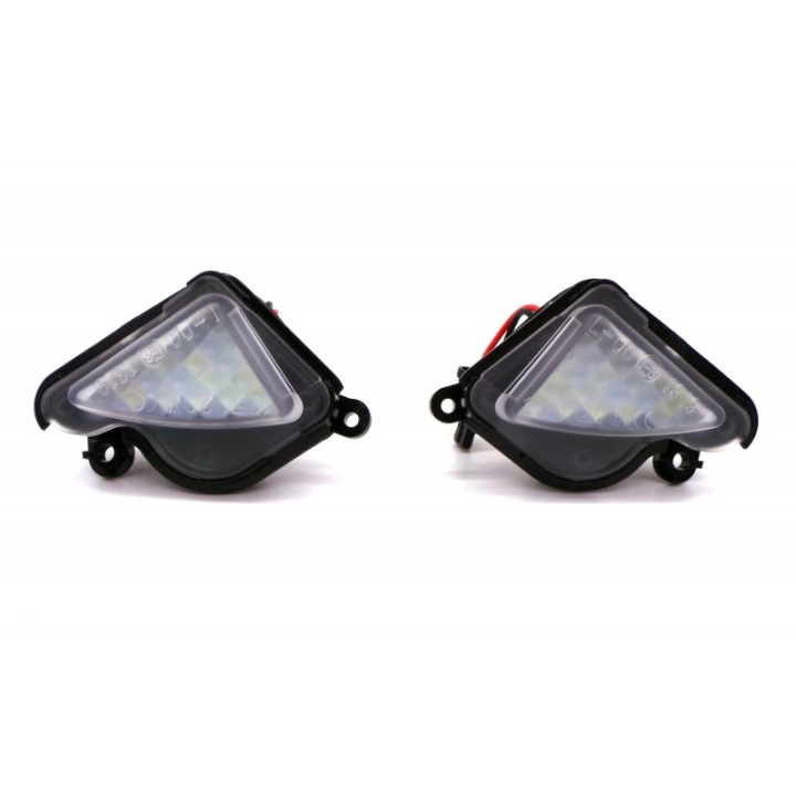 SKODA OCTAVIA II, OCTAVIA III PHARES DANS LUSTERKACH LED 450LM 2PCS