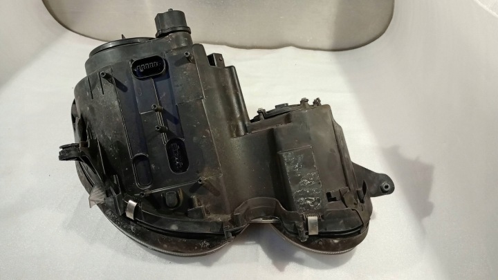 MERCEDES E W211 02-09 PROJECTEUR PHARE GAUCHE AVANT AVANT GAUCHE C602