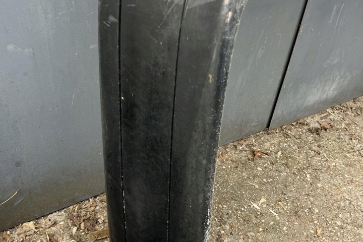 PARE-CHOCS ARRIÈRE AUDI 100 (5000) 2108800725 GASOLINE 1999