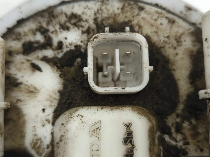 HONDA ACCORD 2008 POMPES CARBURANTS