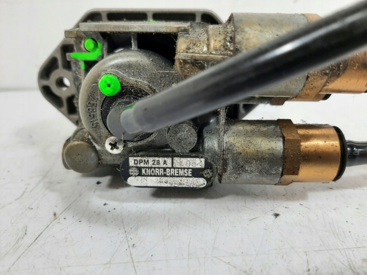 RENAULT PREMIUM 426 04R LEVIER SOUPAPE FREINS MANUEL 5010422400
