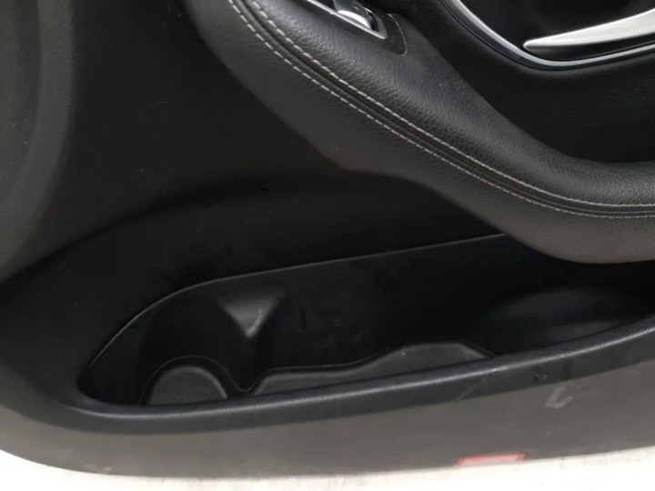 COLLECTEUR AVANT DROITS PORTES MERCEDES-BENZ C (W205) A0028201901 1.99L