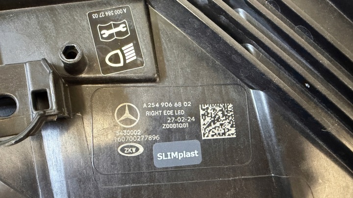 PHARE DROITE AVANT MERCEDES ESSENCE GLC W254 LED DIGITAL LIGHT A2549066802