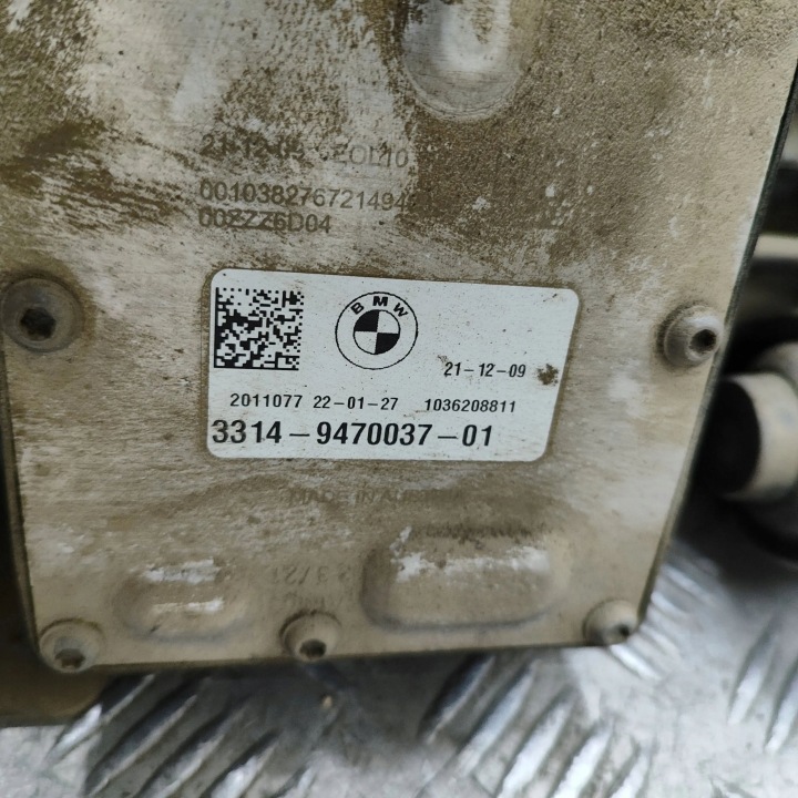 BMW 2 F44 2022 ARRIÈRE MÉCANISME ROZNICOWY