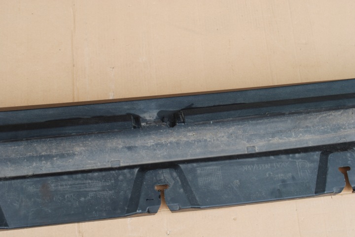 MOULURE SEUIL DROITE MERCEDES GLC W254 254 A2546980500 OE ORIGINALE