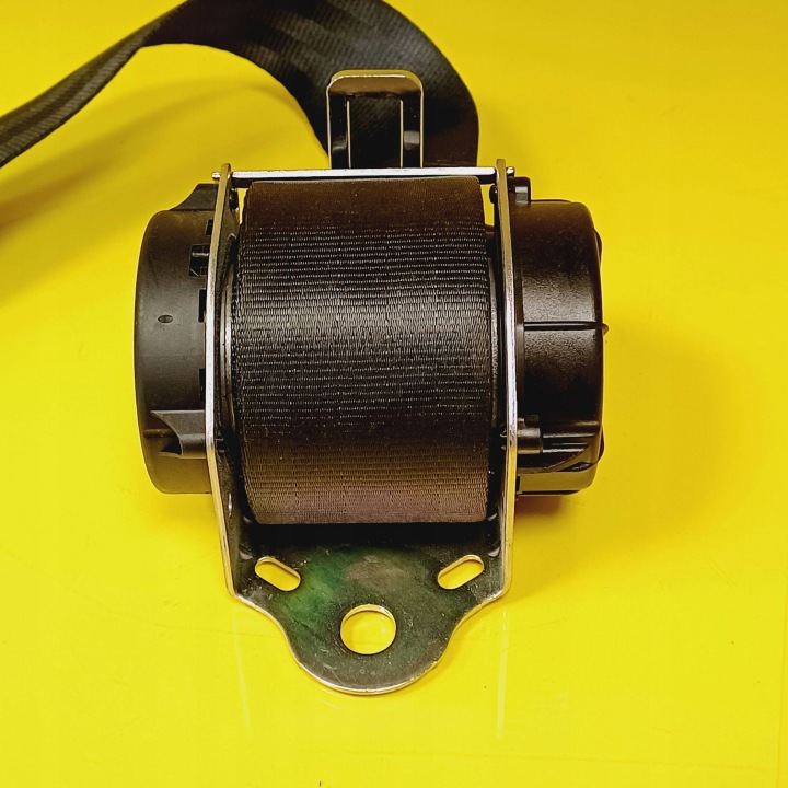 CEINTURE DE SÉCURITÉ GAUCHE ARRIÈRE MITSUBISHI COLT 3D 616274200A NR805