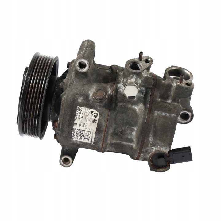 VW VOLKSWAGEN GOLF MK7 POMPE COMPRESSEUR DE CLIMATISATION DIESEL 5Q0820803C