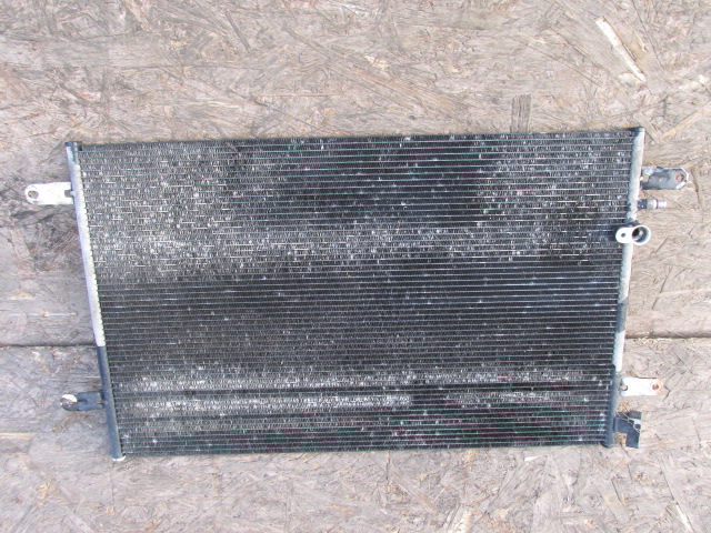 AUDI A6 C6 2007R. 3.0 TDI RADIATEUR CLIMATISATION 4F0260401M