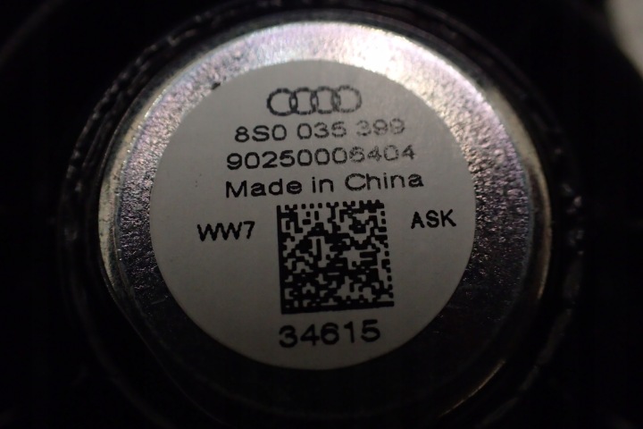 AUDI TT 8S HAUT-PARLEUR ARRIÈRE DROIT 8S8035242A 8S0035411A