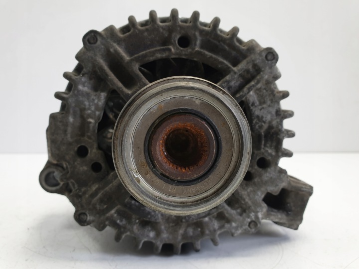 VOLVO V70 III 2.4 D5 ALTERNATEUR 0121615005 150A