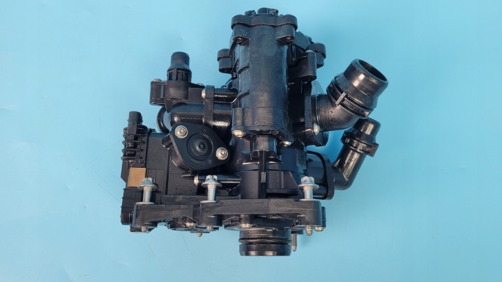 BMW 2' F74 223 XDRIVE 25R 2.0B CHÂSSIS THERMOSTAT 9896577