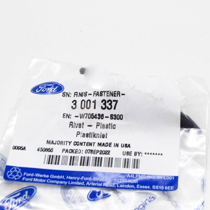 FORD EDGE MK2 PLASTIQUE NIT DEFLEKTORA AIR 3001337 ORIGINAL
