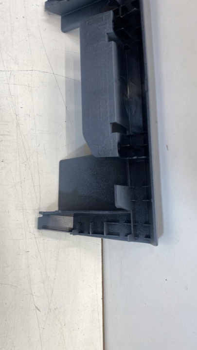 AUDI A6 C7 LIFT BOUCHONS MOULURES SEUILS GAUCHE 4G0853869A