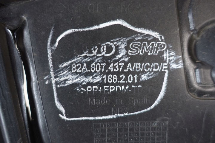 PARE-CHOCS AVANT AVANT AUDI A1 82A II 82A807437A