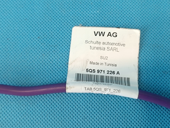 AUDI A3 8Y LIFT 1.5 TSI 85KW 2025R FAISCEAU DE CÂBLES FIL VERS BATTERIE 5QS971226A