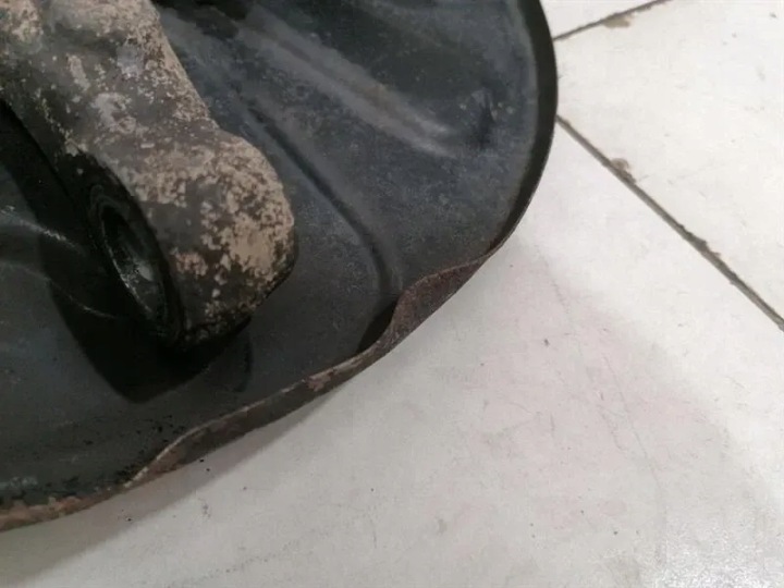 MERCEDES G63 W463A AVANT HUB A4633320000 WHEEL BEARING HOUSING