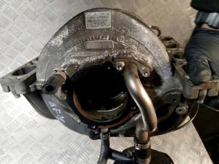 AUDI A8 D3 4.2 BFM COLLECTEUR ADMISSION SPHÈRES SANS LPG 077133185BB