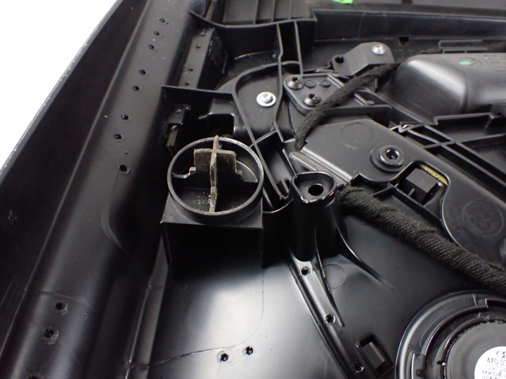 COLLECTEUR GARNITURE PORTES GAUCHE GAUCHE ARRIÈRE AUDI A6 C6 UNIVERSEL EUROPE 4F0867305