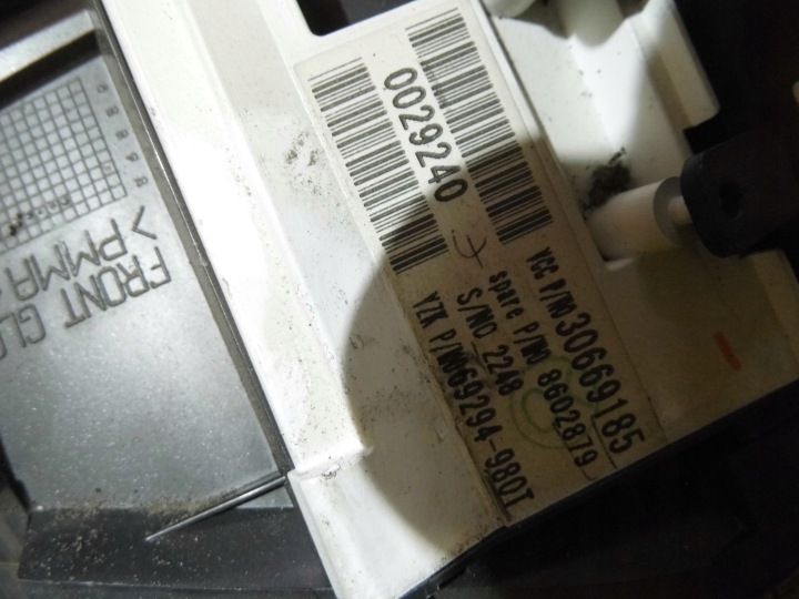 VOLVO V50 S40 II 2.0 06' COMPTEUR TABLEAU DE BORD 30710071