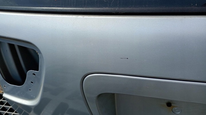 ARRIÈRE COUVERCLES DE COFFRE COUVERCLES DE COFFRE SUZUKI BALENO I 97R 1.6B UNIVERSEL 1VND02
