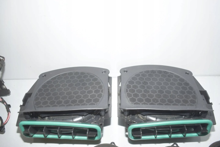 BMW G20 330E KIT NAGLOSNIENIOWY