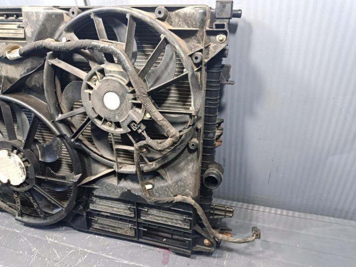 FORD EDGE MK2 2.0B VENTILATEUR CHLODNICY/CHLODNICA F2G3-8C607-CF