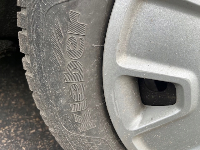 FORD FOCUS MK2 KOLO ROUES ACIER 4 PIÈCES 5X108 195/65 R15 2023 KLEBER ENSEMBLE