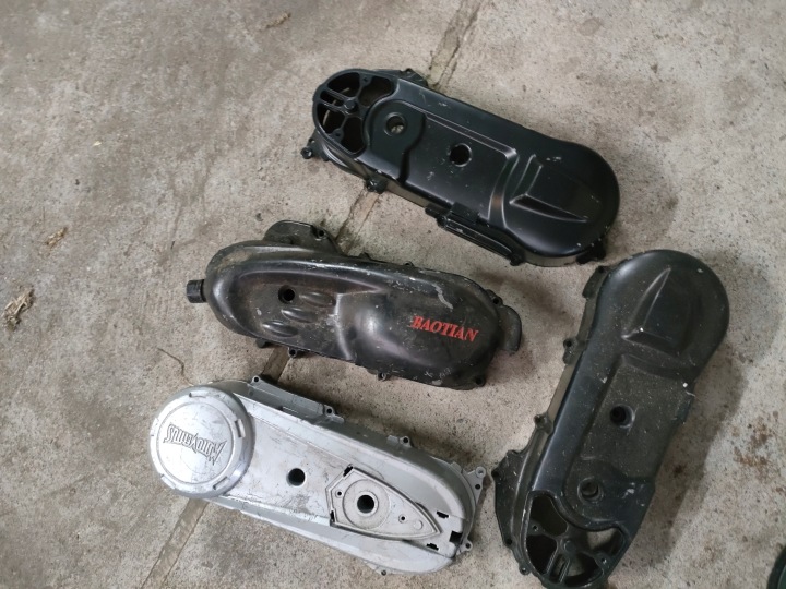 COUVERTURE LATÉRALE SCOOTER