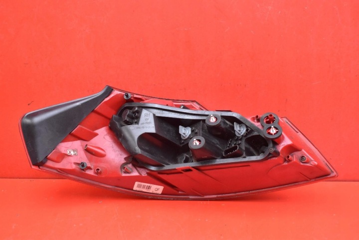 PHARE DROITE ARRIÈRE ARRIÈRE 13226857 OPEL INSIGNIA A UNIVERSEL 08-14