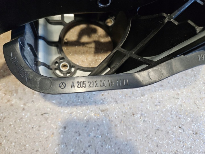 PÉDALE FREINS AVANT MERCEDES-BENZ E W238 A2052900618