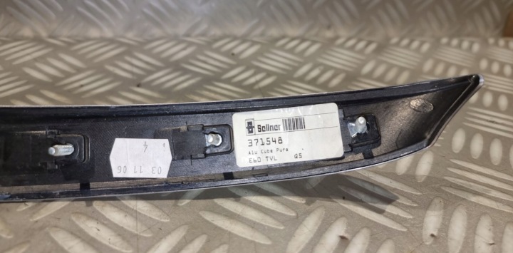 BMW E60 E61 MOULURE DÉCORATIVE GAUCHE AVANT DÉCOR FLANC PORTES CUBE PURE 371548