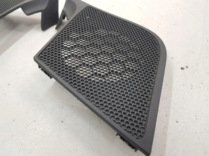 CALANDRE GAUCHE AVANT JEEP GRAND CHEROKEE WH