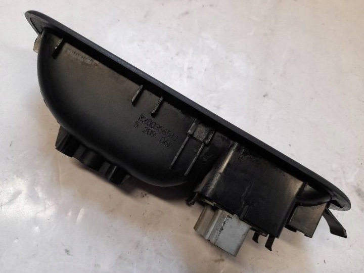 PANNEAU COMMANDE VITRE 3D RENAULT CLIO III 3