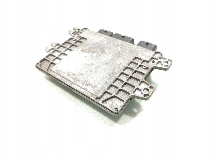 NISSAN MICRA CONTRÔLEUR MODULE ECU 1.2 ESSENCE 80KW (109 HP) MEC93-090 2004