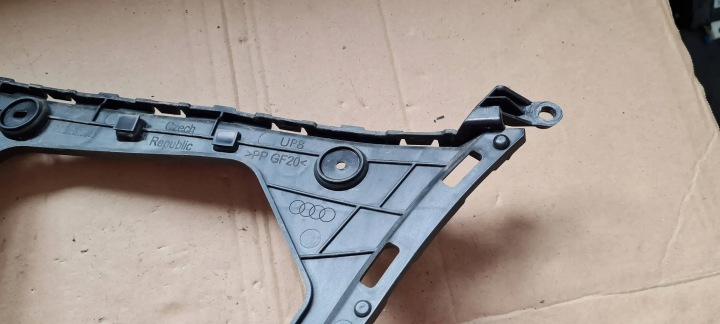 Q7 4M II GLISSIÈRE FIXATION POIGNÉE PARE-CHOCS GAUCHE ARRIÈRE 4M0807453