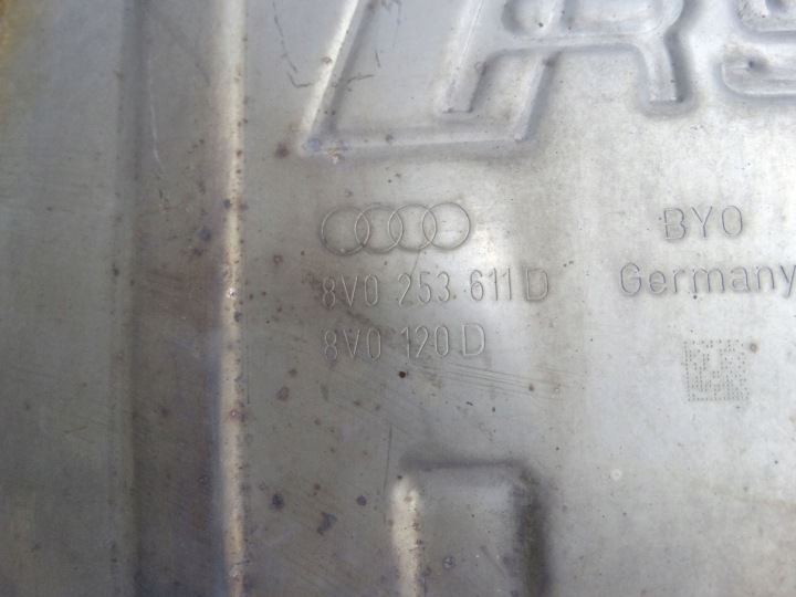 AUDI RS3 8V 2.5 TFSI 2014-2020 SILENCIEUX FINAL ÉCHAPPEMENT ACTIF 8V0253611D