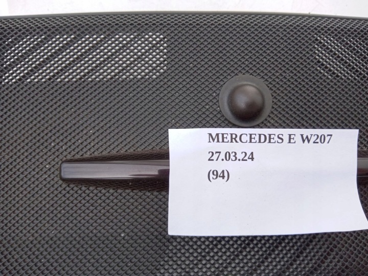 GRILLE CALANDRE TABLEAU DE BORD MONITEUR PDC MERCEDES E W207 COUPÉ