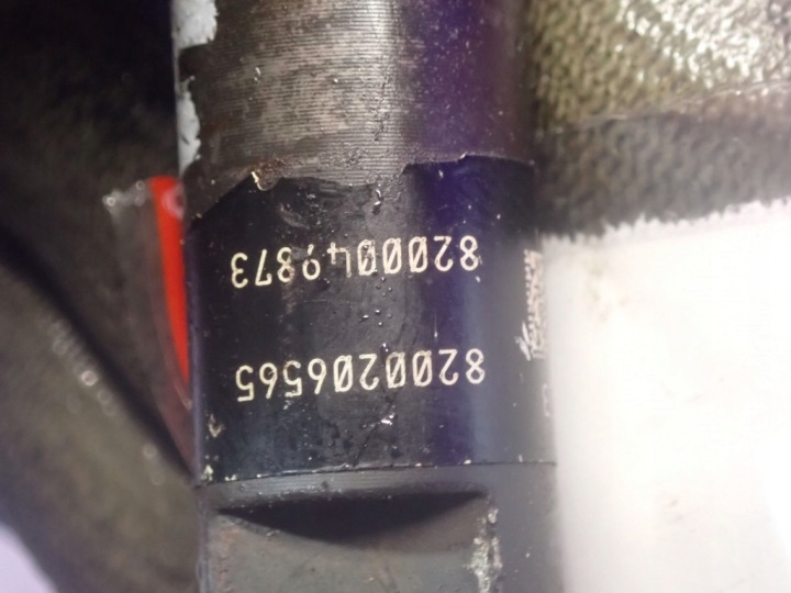 NISSAN ALMERA N16 03-06 1.5 DCI INJECTEUR 8200206565