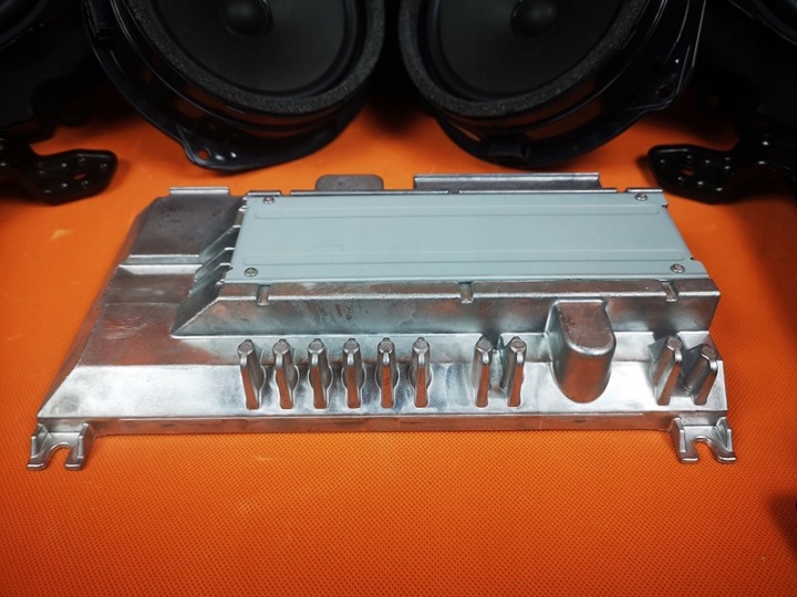 AUDI A8 4N4 LONG BANG OLUFSEN 3D 4N0035223B