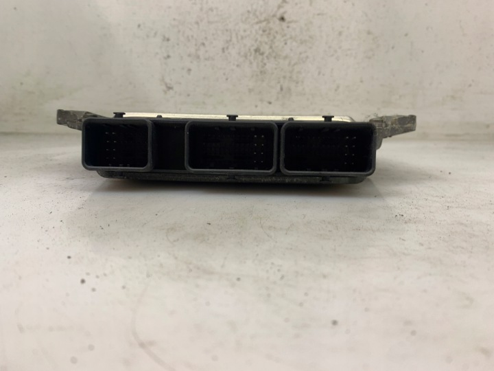 ORDINATEUR MOTEUR RENAULT 237100263R 237100131R V29005278A