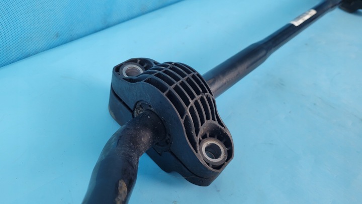 BMW 5' G31 518D TOURING 18R BARRE DE LIAISON STABILISATEUR AVANT 6873464