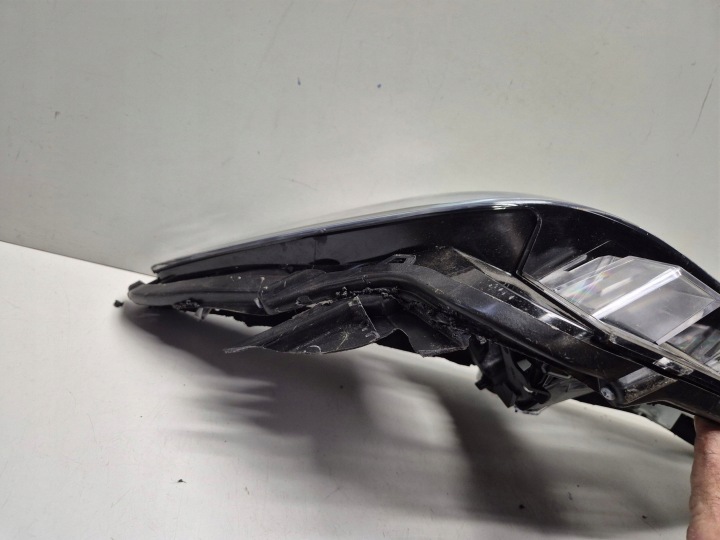 MG MG5 EV 2021 VERRE DÉCORS PHARES AVANT À NR 10796520