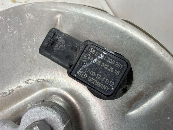 SERVO POMPE DE FREIN INFINITI Q30 QX30 472105DA9A