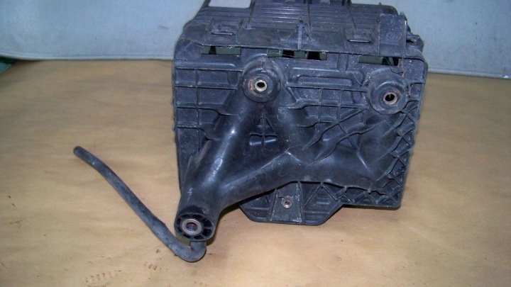 VW POLO 9N IBIZA 6L SUPPORT BOÎTE CHÂSSIS BATTERIE