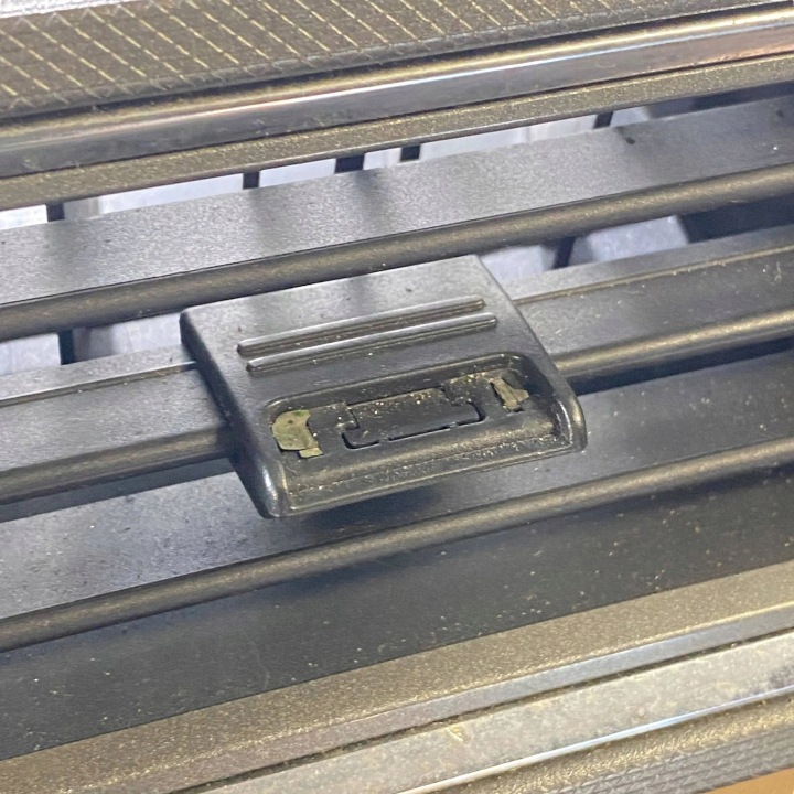 FORD MUSTANG V 2014 GRILLES CONDUIT D'AIR